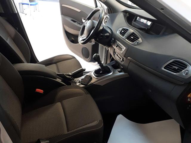 Renault Renault Scenic XMOD III (J95) 1.5 dCi 110ch energy Zen eco²