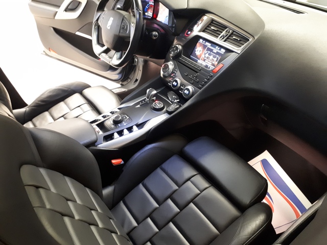 Citroën Citroën DS5 Hybrid4 Airdream Sport Chic BMP6