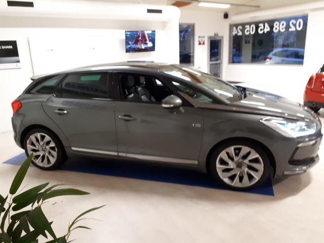 Citroën Citroën DS5 Hybrid4 Airdream Sport Chic BMP6