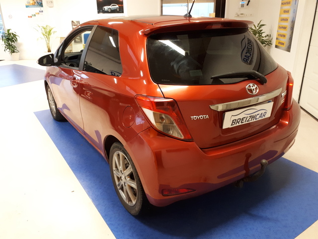 Toyota Toyota Yaris III 90 D-4D Style 3p