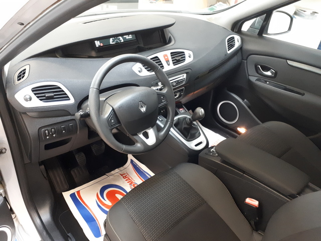 Renault Renault Scenic III 1.5 dCi110 FAP Dynamique euro5