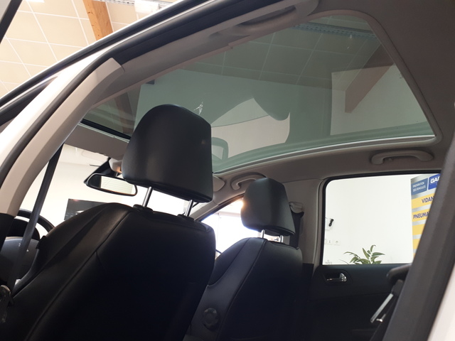 Peugeot Peugeot 308 1.6 e-HDi112 FAP Féline 5p