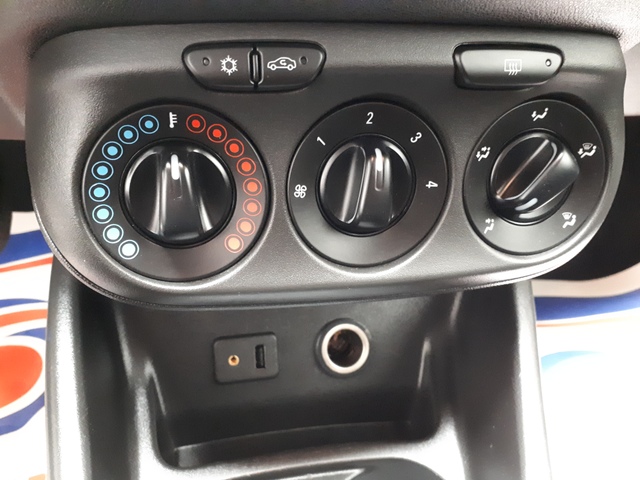 Opel Opel Corsa V 1.4 90ch Graphite 3p
